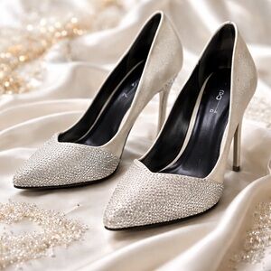 Aldo Silver Rhinestone Pointed Toe Stiletto Heels Size 7.5 Evening Bridal Glam